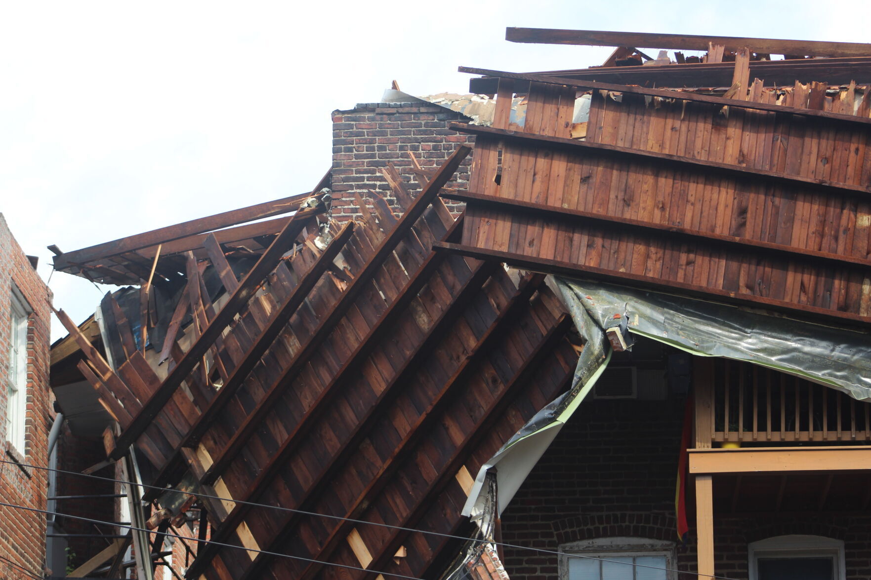 Richmond apartment roof collapse